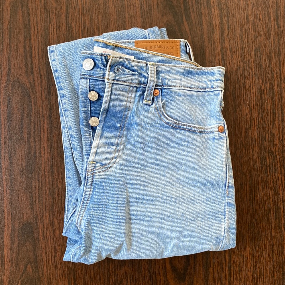 Levi’s Wedgie Jean